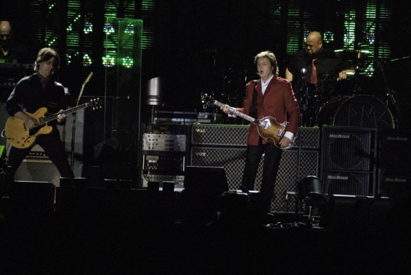 Photo Flash: Paul McCartney Performs at Wrigley Field Image
