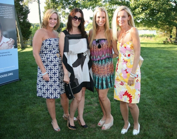 Photo Coverage: Joan Allen Hosts Successful Benefit for Miracle House Image