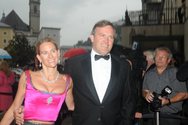 Photo Flash: MACBETH Arrivals at Salzburg Festival 2011 Image