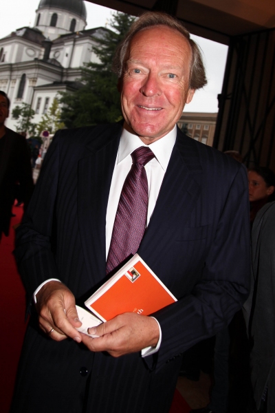 Photo Flash: MACBETH Arrivals at Salzburg Festival 2011 Image