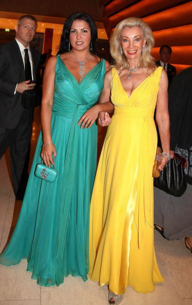 Photo Flash: MACBETH Arrivals at Salzburg Festival 2011 Image