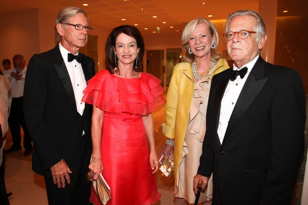 Photo Flash: MACBETH Arrivals at Salzburg Festival 2011 Image