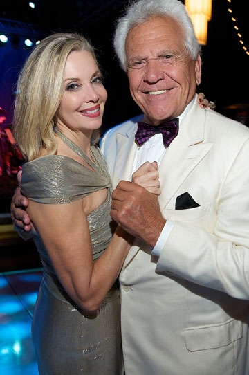 Photo Flash: 2011 Globe Gala Honoring Audrey Geisel Image