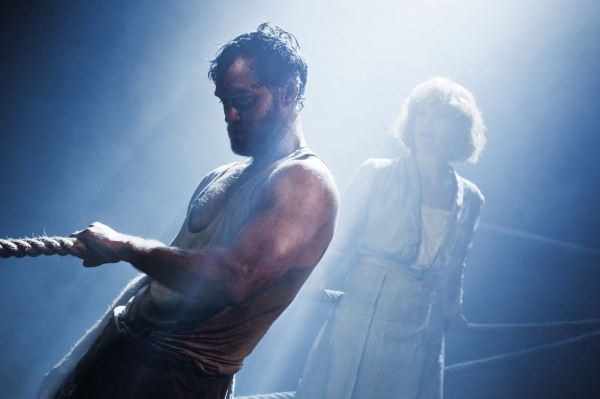 Photo Flash: Jude Law Leads Donmar Warehouse's ANNA CHRISTIE Image