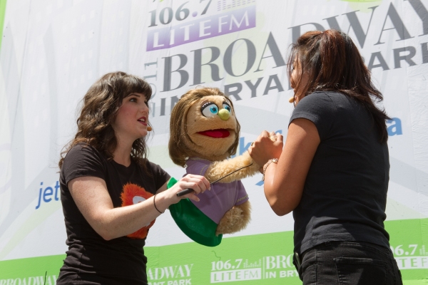 Photo Flash: Final 2011 B'Way in Bryant Park Features MAMMA MIA! PRISCILLA et al. Image