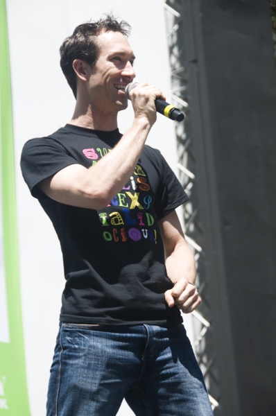Photo Coverage: PRISCILLA, MARY POPPINS, et al. at Broadway in Bryant Park! Image