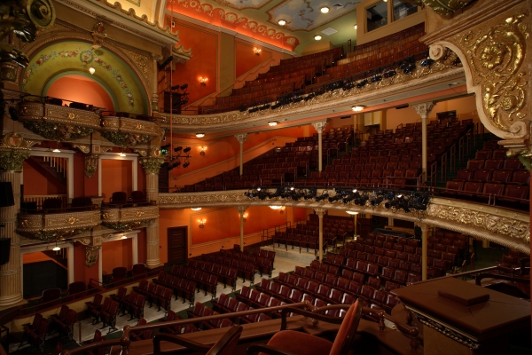 Photo Coverage: Tommy Tune 'Steps in Time' at The Colonial Theatre Image