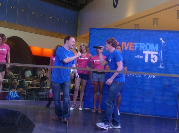 Photo Flash: CATCH ME IF YOU CAN Performs at JFK Airport! Image