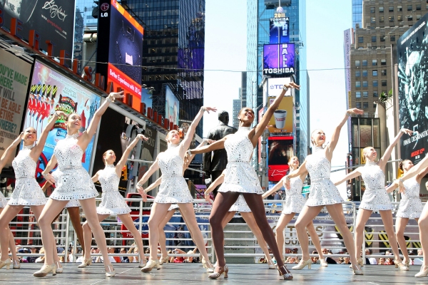 Photo Flash: Rockettes Celebrate Christmas in August! 