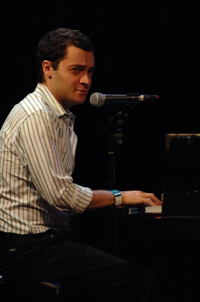 Photo Flash: CAST PARTY Visits Chicago! Image