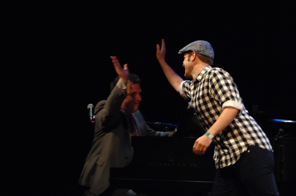 Photo Flash: CAST PARTY Visits Chicago! Image