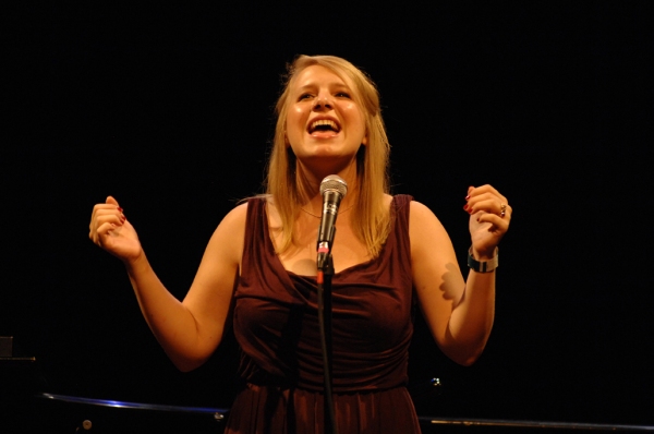 Photo Flash: CAST PARTY Visits Chicago! Image