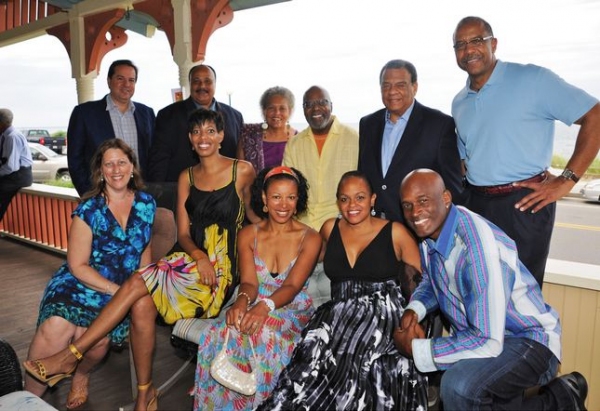 Photo Flash: STICK FLY Team Visits Martha's Vineyard Image