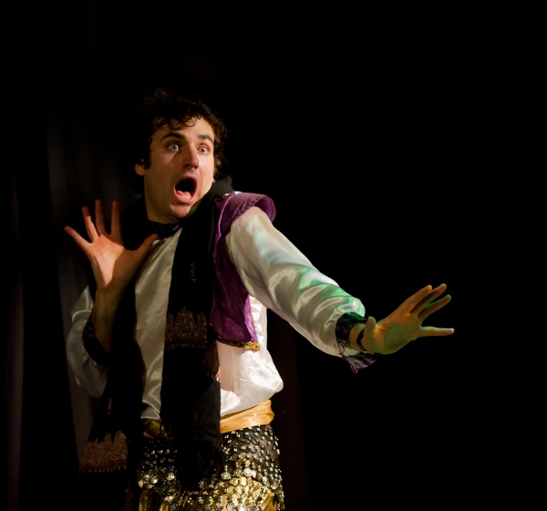 Photo Flash: Patrick Monahan Performs at Edinburgh Festival Fringe 2011 Image
