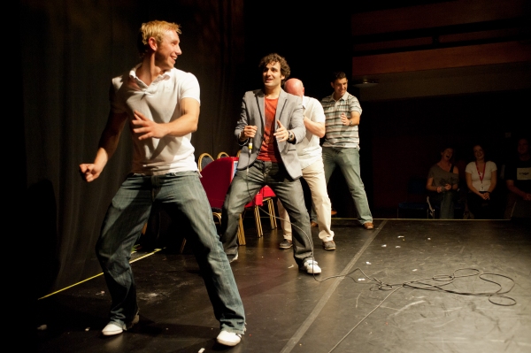 Photo Flash: Patrick Monahan Performs at Edinburgh Festival Fringe 2011 Image
