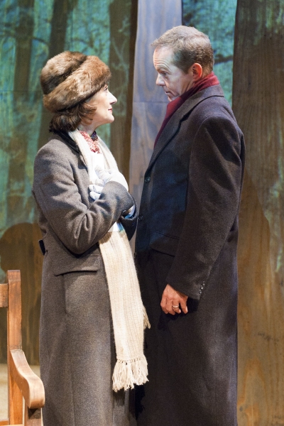 Photo Flash: TimeLine Theatre Co. Presents A WALK IN THE WOODS Image