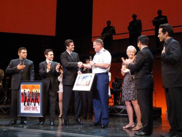 Photo Flash: JERSEY BOYS Welcomes Major General Bill Hyatt Image