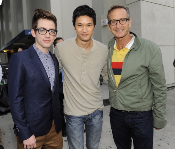 Photo Flash: GLEE Cast Attends Santa Monica Sing-A-Long Image