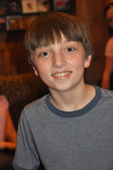 Photo Coverage: MARY POPPINS Records for 'Carols For A Cure' Image