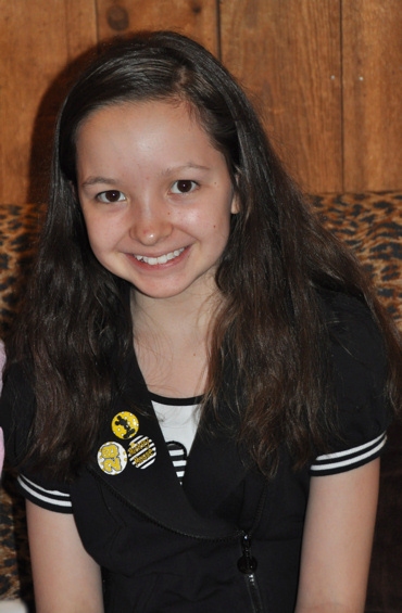 Photo Coverage: MARY POPPINS Records for 'Carols For A Cure' Image
