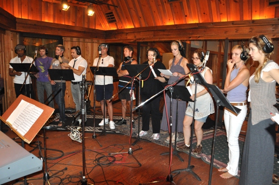 Photo Coverage: CATCH ME IF YOU CAN Sings For 'Carols For A Cure' Image