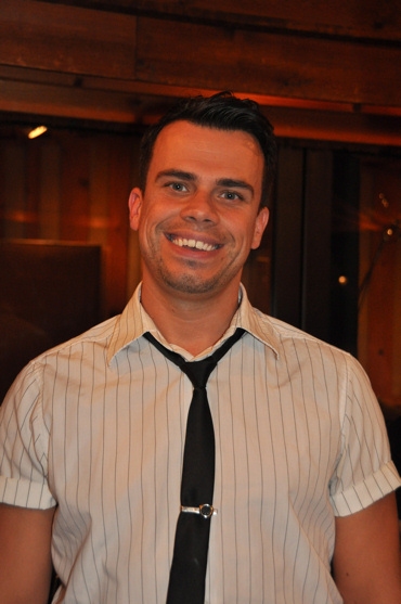 Photo Coverage: CATCH ME IF YOU CAN Sings For 'Carols For A Cure' Image