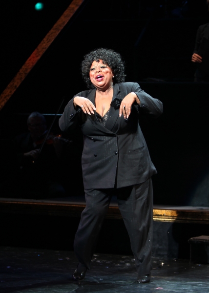Photo Coverage: Kara DioGuardi Makes Broadway Debut as 'Roxie' in CHICAGO! Image