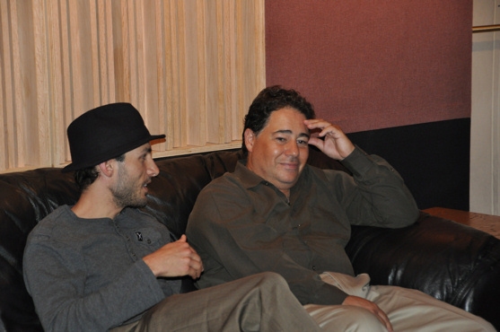 Photo Coverage: Beloved Tenor Daniel Rodriguez Sings for 'Carols For A Cure' Image