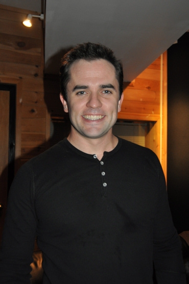 Photo Coverage: MAMMA MIA! Sings for 'Carols For A Cure' Image