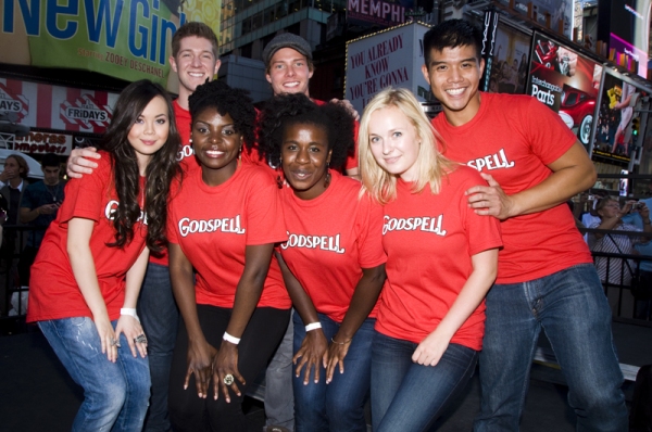 Hunter Parrish and Telly Leung and the cast of GODSPELL Photo