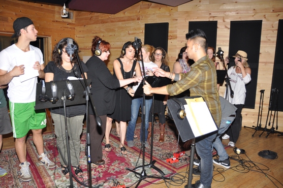 Photo Coverage: WICKED Sings for 'Carols For A Cure' Image