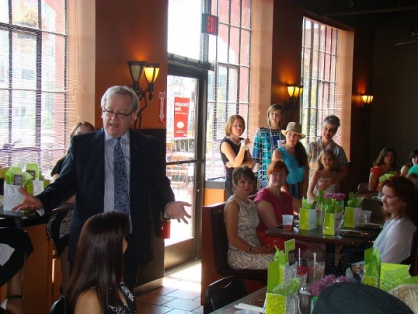 Jeffrey Ellis welcoming guests to the WIT Luncheon. Photo