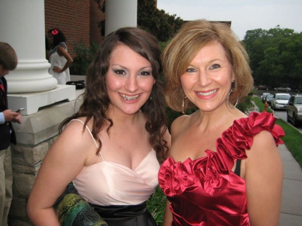 Photo Coverage: First Night: The Red (Orange) Carpet Event Image