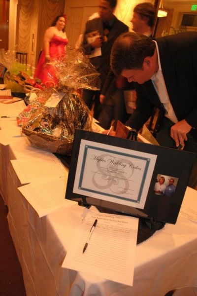 Photo Coverage: First Night: The Red (Orange) Carpet Event Image