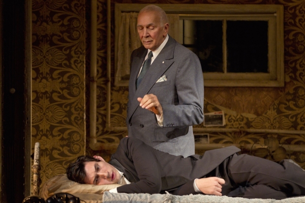 Photo Flash: Frank Langella in MAN AND BOY - Production Images! Image