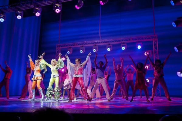 Photo Coverage: MAMMA MIA! Becomes 10th Longest-Running Show in Broadway History Image