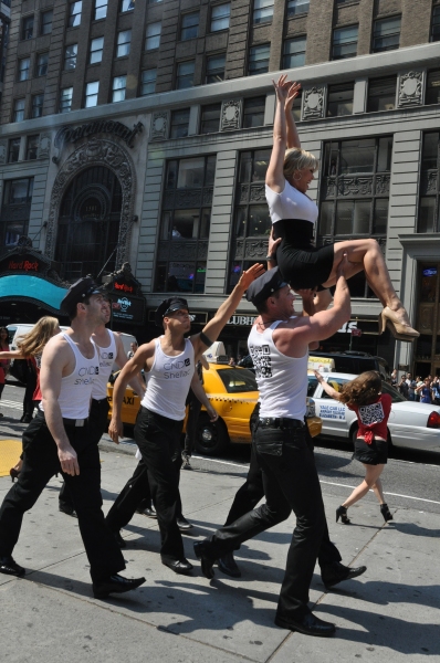 Photo Coverage: Broadway Takes Part in Shellac Flash Mob in Times Square fo Fashion Week Image