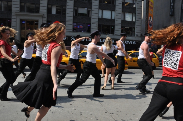 Photo Coverage: Broadway Takes Part in Shellac Flash Mob in Times Square fo Fashion Week Image