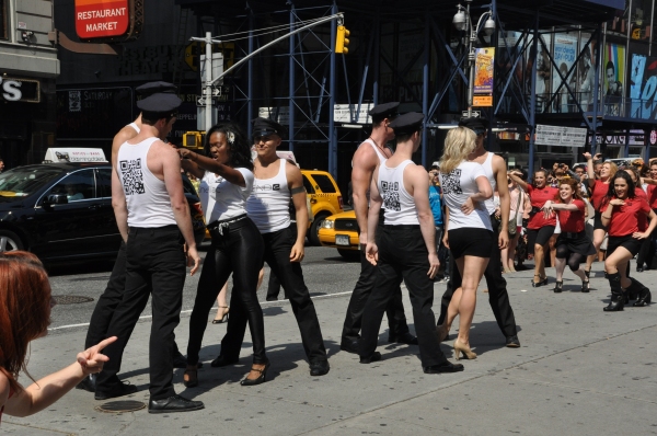 Photo Coverage: Broadway Takes Part in Shellac Flash Mob in Times Square fo Fashion Week Image