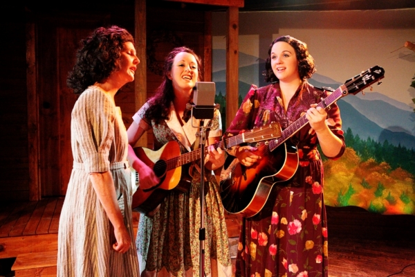 Photo Flash: Swift Creek Mill Theatre's KEEP ON THE SUNNY SIDE Image