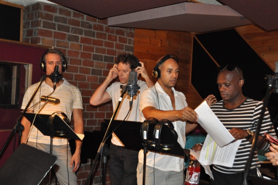 Photo Coverage: PRISCILLA Sings for 'Carols for a Cure' Image