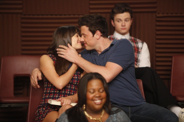 Photo Flash: GLEE Kicks of Thrid Season with 'Purple Piano Project' Image