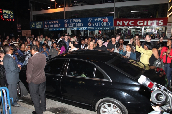Photo Coverage: Samuel L. Jackson & Angela Bassett Greet Fans Following Premiere Performance of THE MOUNTAINTOP Image