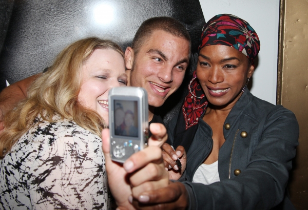 Photo Coverage: Samuel L. Jackson & Angela Bassett Greet Fans Following Premiere Performance of THE MOUNTAINTOP Image