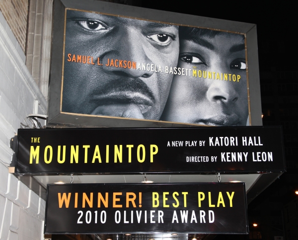 Photo Coverage: Samuel L. Jackson & Angela Bassett Greet Fans Following Premiere Performance of THE MOUNTAINTOP Image
