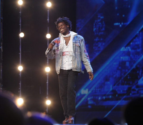Photo Flash: THE X FACTOR Visits Dallas! Image