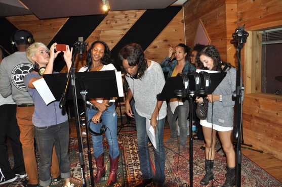 Photo Coverage: MEMPHIS Sings for 'Carols for a Cure' Album Image