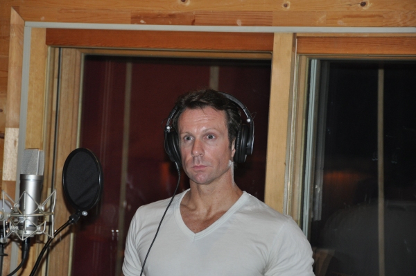 Photo Coverage: CHICAGO Sings for 'Carols for a Cure' Album Image