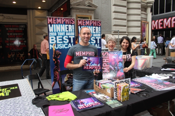 Photo Coverage: BC/EFFA 2011 Flea Market Merchandise Tables  Image