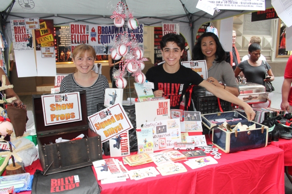 Photo Coverage: BC/EFFA 2011 Flea Market Merchandise Tables Image